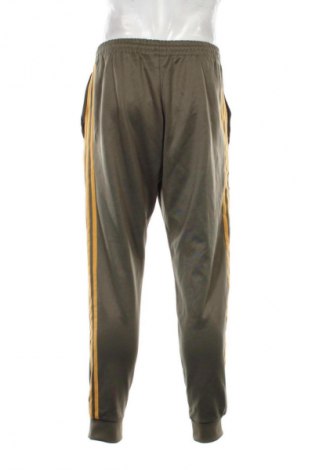 Pantaloni trening de bărbați Adidas Originals, Mărime L, Culoare Verde, Preț 133,99 Lei