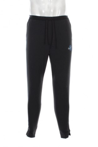 Pantaloni trening de bărbați Nike, Mărime S, Culoare Negru, Preț 342,99 Lei