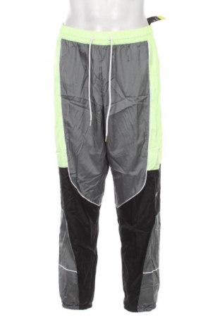 Pánské tepláky  Nike, Velikost L, Barva Vícebarevné, Cena  1 349,00 Kč