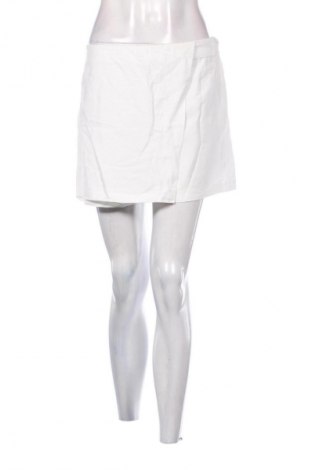 Fustă-pantalon Zara, Mărime M, Culoare Alb, Preț 46,99 Lei