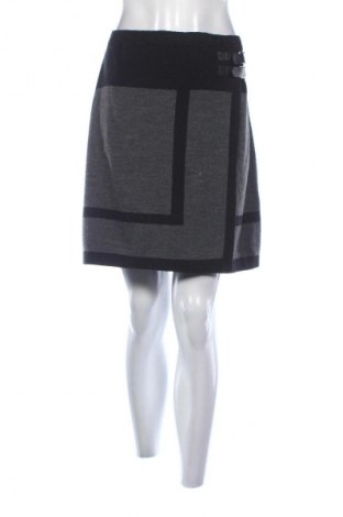 Пола Aniston, Размер XL, Цвят Многоцветен, Цена 21,00 €