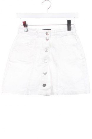 Fustă Cropp, Mărime XS, Culoare Alb, Preț 109,00 Lei