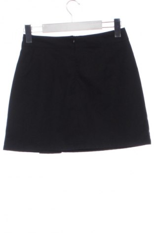 Φούστα Cropp, Μέγεθος S, Χρώμα Μαύρο, Τιμή 20,96 €
