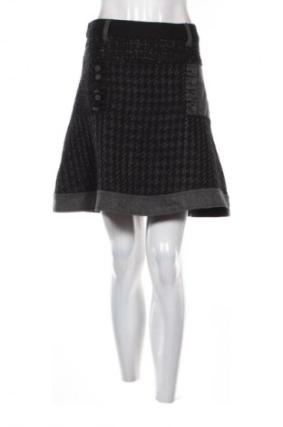 Spódnica Desigual, Rozmiar M, Kolor Czarny, Cena 72,99 zł