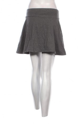 Sukně Forever 21, Velikost L, Barva Šedá, Cena  291,00 Kč