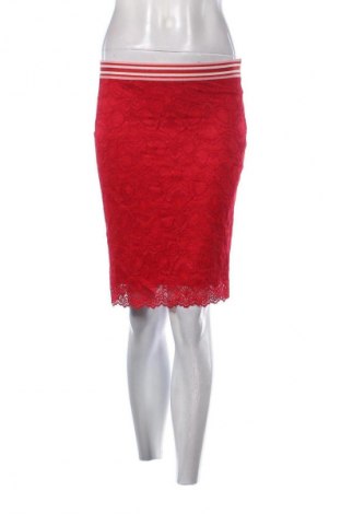 Sukně Guess, Velikost M, Barva Červená, Cena  1 608,00 Kč