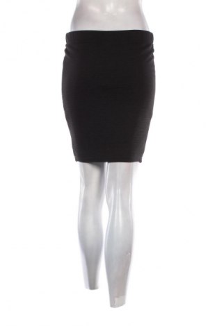 Sukně Janina, Velikost L, Barva Černá, Cena  275,00 Kč