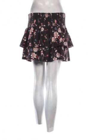 Rock Jennyfer, Größe S, Farbe Mehrfarbig, Preis 10,00 €