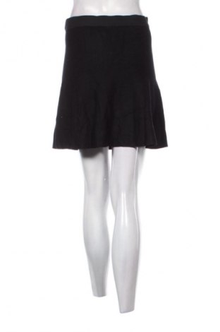 Szoknya Liu Jo, Méret M, Szín Fekete, Ár 8 289 Ft