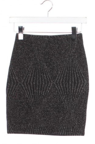 Пола ONLY, Размер XS, Цвят Черен, Цена 4,09 €