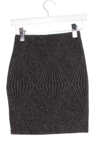 Пола ONLY, Размер XS, Цвят Черен, Цена 4,09 €