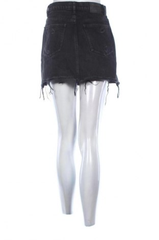 Sukně Pull&Bear, Velikost S, Barva Černá, Cena  425,00 Kč