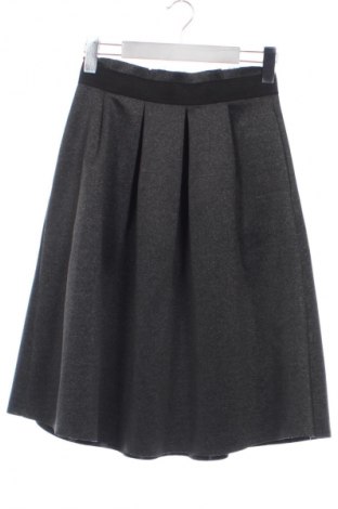 Fustă Reserved, Mărime XS, Culoare Gri, Preț 52,13 Lei