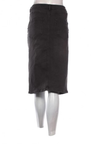 Sukně Sinsay, Velikost L, Barva Černá, Cena  498,00 Kč