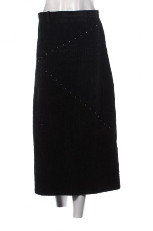 Пола Stars, Размер S, Цвят Черен, Цена 12,00 €