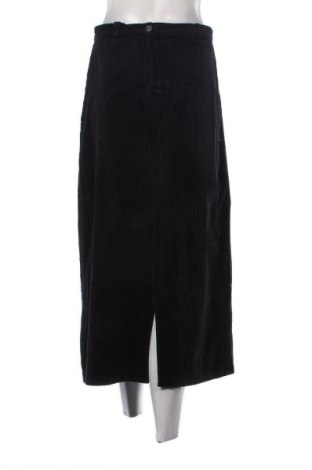 Пола Stars, Размер S, Цвят Черен, Цена 12,00 €