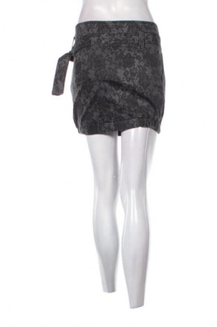 Spódnica Stradivarius, Rozmiar M, Kolor Kolorowy, Cena 52,42 zł