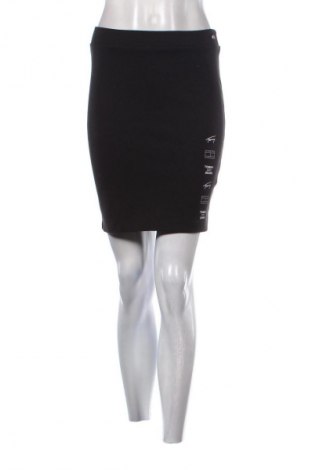 Fustă Tommy Jeans, Mărime S, Culoare Negru, Preț 165,35 Lei