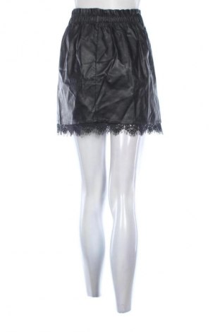 Szoknya Unbranded, Méret L, Szín Fekete, Ár 4 010 Ft