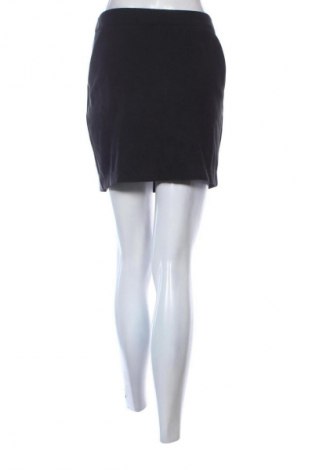 Пола Vero Moda, Размер L, Цвят Черен, Цена 5,11 €