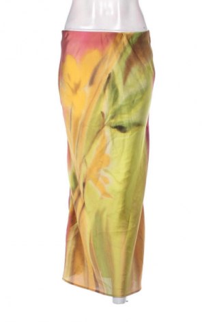 Пола Zara, Размер S, Цвят Многоцветен, Цена 11,75 €