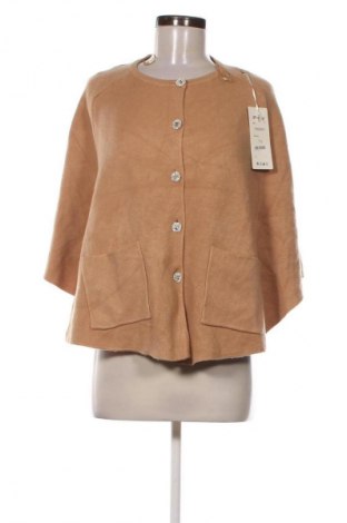 Poncsó Finery, Méret M, Szín Bézs, Ár 7 499 Ft