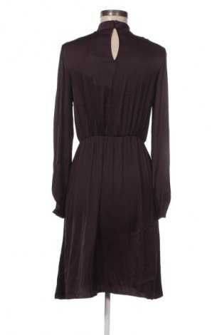 Šaty  Aada Studios, Veľkosť S, Farba Červená, Cena  65,95 €