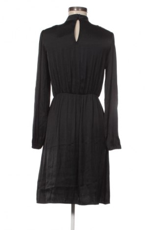 Sukienka Aada Studios, Rozmiar S, Kolor Czarny, Cena 232,99 zł