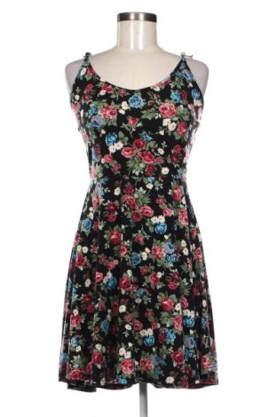 Kleid Acevog, Größe M, Farbe Mehrfarbig, Preis € 20,00