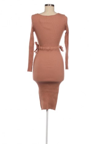 Kleid Allyson, Größe S, Farbe Beige, Preis 33,57 €