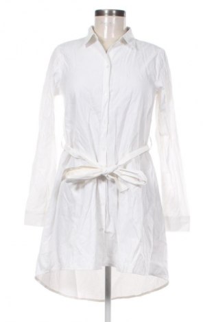 Φόρεμα Amisu, Μέγεθος S, Χρώμα Λευκό, Τιμή 24,55 €