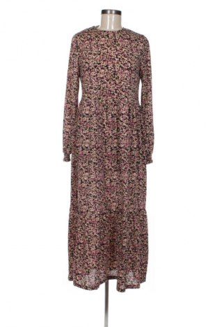 Ruha Amisu, Méret M, Szín Sokszínű, Ár 4 599 Ft