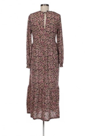 Ruha Amisu, Méret M, Szín Sokszínű, Ár 4 599 Ft