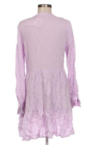 Kleid Amisu, Größe M, Farbe Lila, Preis 12,99 €