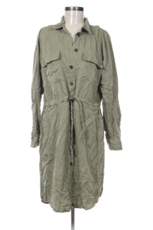 Kleid B.Young, Größe L, Farbe Grün, Preis € 15,99