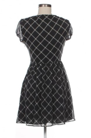 Šaty  Bershka, Velikost M, Barva Vícebarevné, Cena  359,00 Kč