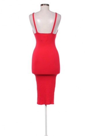 Рокля Bershka, Размер S, Цвят Червен, Цена 17,94 €