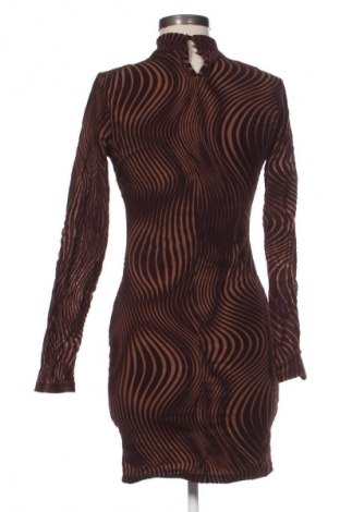 Kleid Bershka, Größe M, Farbe Mehrfarbig, Preis 20,00 €