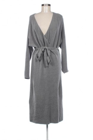 Рокля Body Flirt, Размер XL, Цвят Сив, Цена 20,00 €