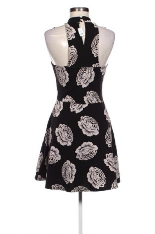 Šaty  Boohoo, Veľkosť L, Farba Viacfarebná, Cena  23,60 €