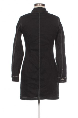 Šaty  Boohoo, Veľkosť M, Farba Čierna, Cena  20,00 €