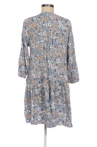 Rochie C&A, Mărime L, Culoare Multicolor, Preț 104,26 Lei