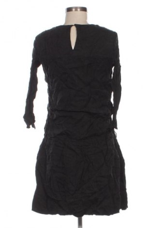 Рокля Comptoir Des Cotonniers, Размер M, Цвят Черен, Цена 22,49 €