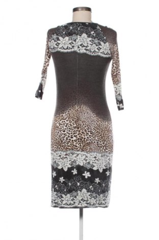 Φόρεμα Daphne, Μέγεθος M, Χρώμα Πολύχρωμο, Τιμή 25,00 €