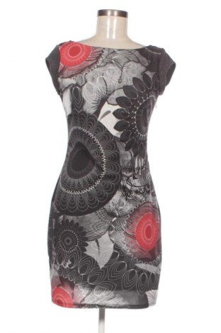 Šaty  Desigual, Velikost M, Barva Vícebarevné, Cena  513,00 Kč