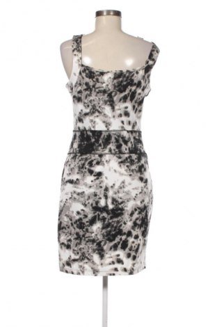 Sukienka Dolce Vita, Rozmiar M, Kolor Kolorowy, Cena 134,99 zł