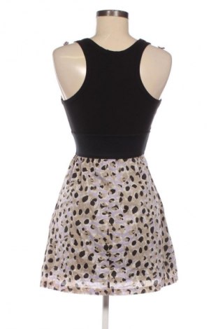 Рокля Edc By Esprit, Размер S, Цвят Многоцветен, Цена 25,00 €