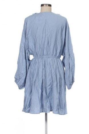 Рокля Edited, Размер M, Цвят Син, Цена 13,29 €