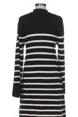 Sukienka Esmara, Rozmiar M, Kolor Kolorowy, Cena 106,90 zł