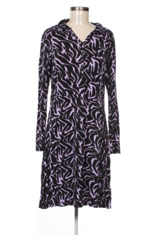 Рокля Esprit, Размер M, Цвят Многоцветен, Цена 11,24 €